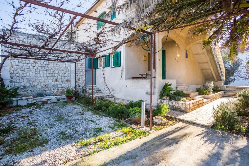 Vinišće Apartment Srecko מראה חיצוני תמונה